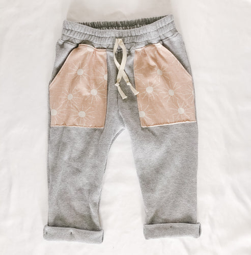 Kids Blush Sun Waffle Cropped Capri Pants