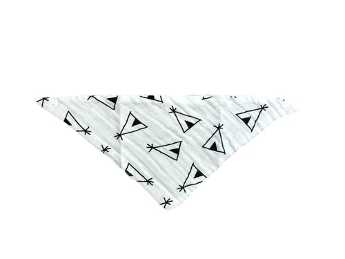 Monochrome bandana bib in teepees