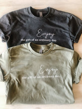 Ladies ordinary day t-shirt in light olive