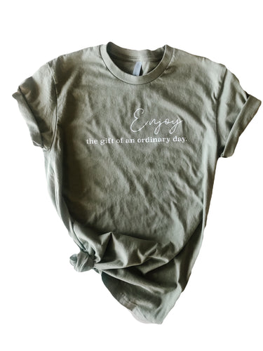 Ladies ordinary day t-shirt in light olive