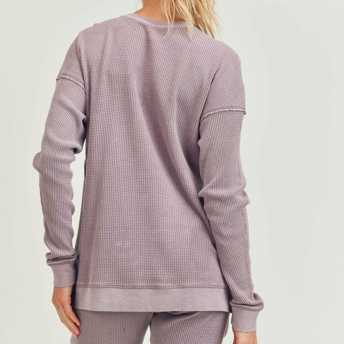 Mineral washed mauve waffle crew – Darling Designz