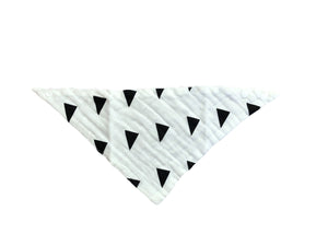 Monochrome bandana bib in triangles